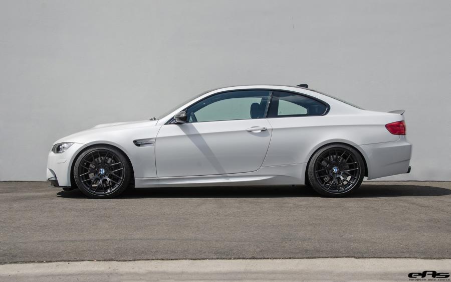  BMW M3 Coupe in Mineral White by EAS 2016 года  (фото 17 из 27)